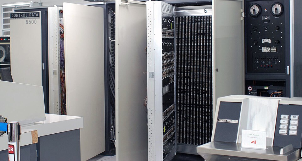A massive old computer, the CDC 6500